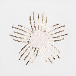 تيشيرت بأكمام قصيرة مزين...